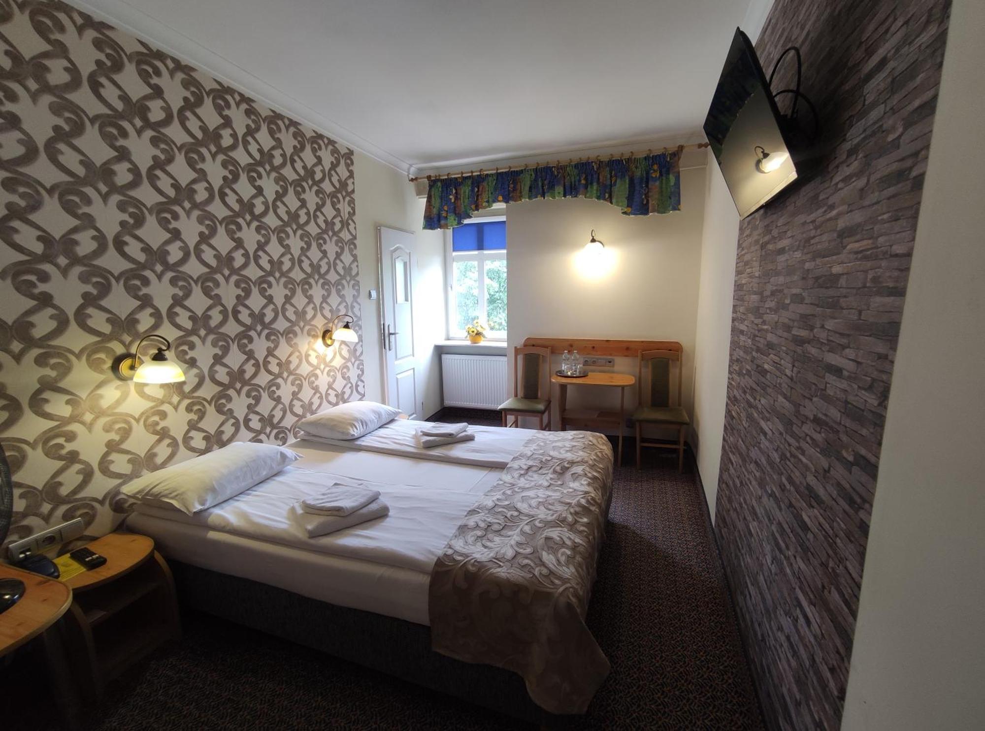 Hotel Atena Slupsk Ngoại thất bức ảnh