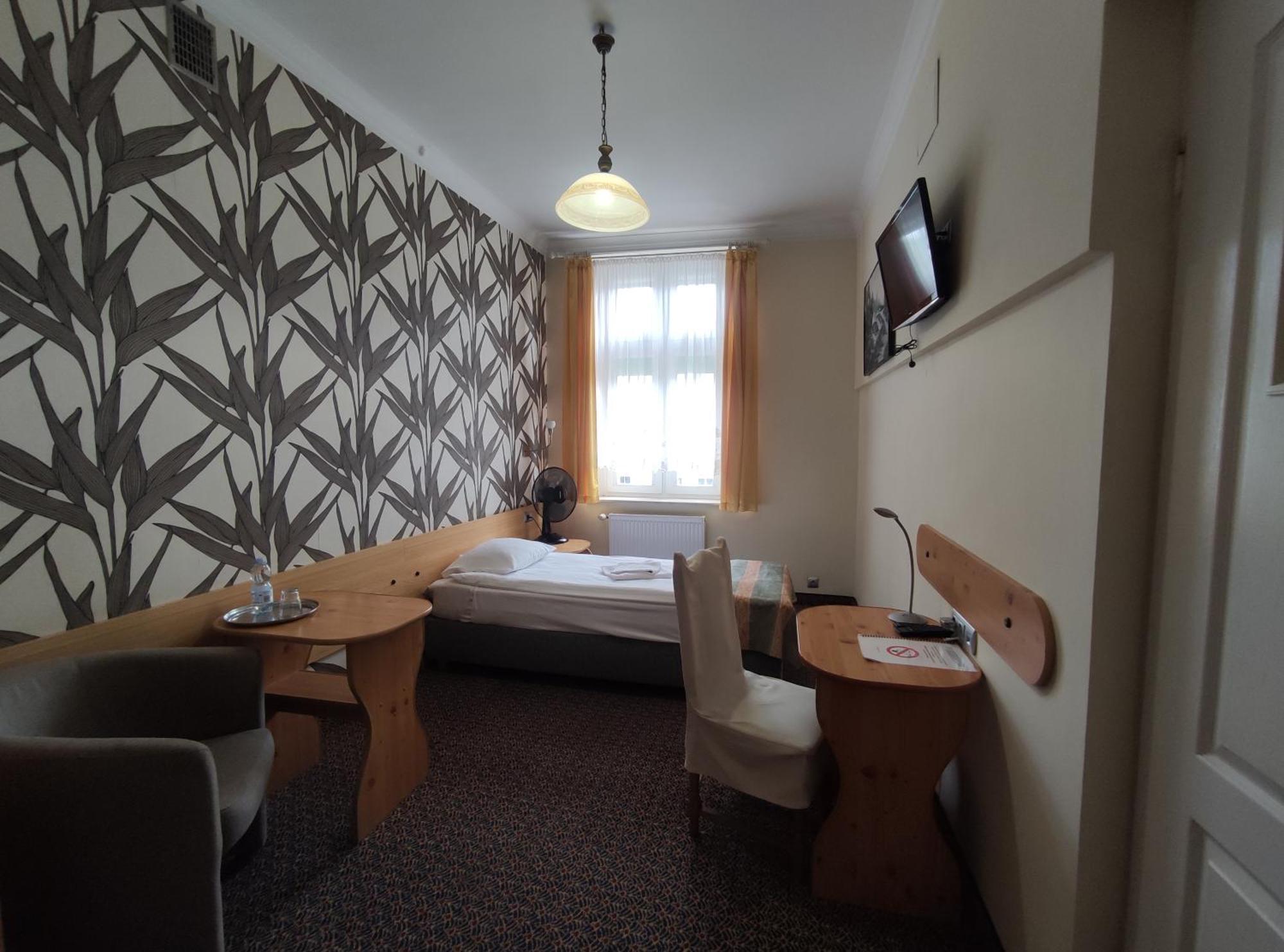 Hotel Atena Slupsk Ngoại thất bức ảnh