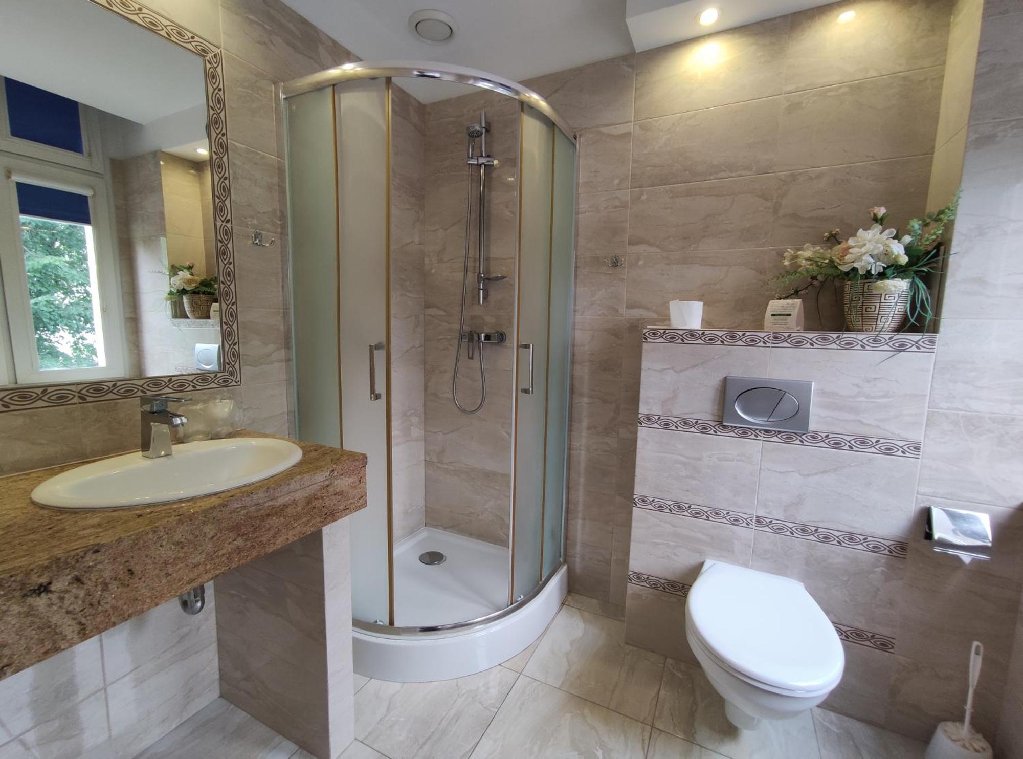 Hotel Atena Slupsk Ngoại thất bức ảnh