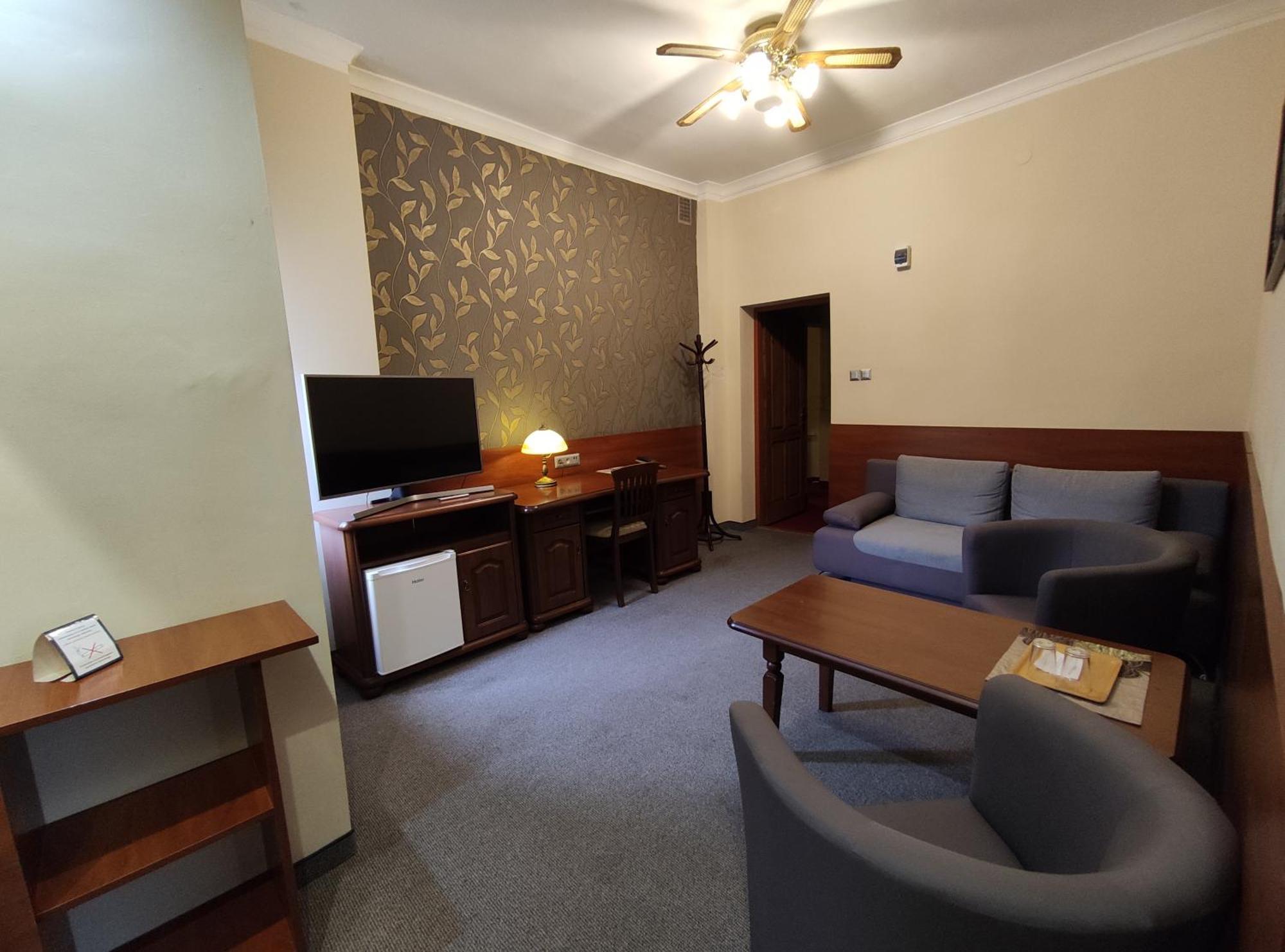Hotel Atena Slupsk Ngoại thất bức ảnh