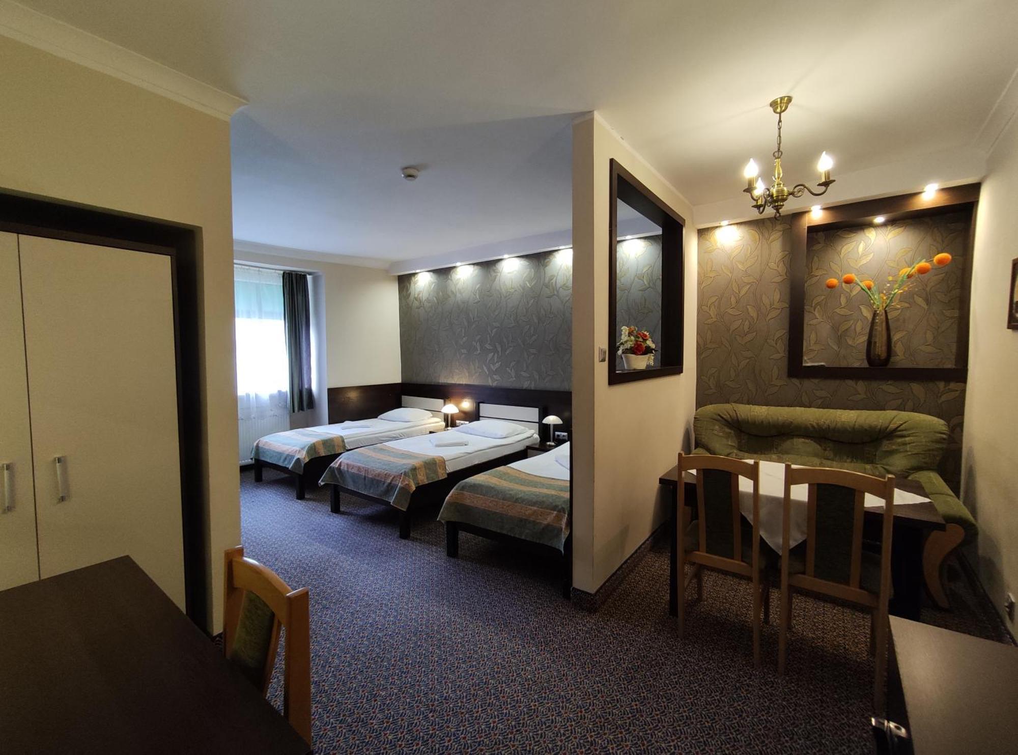 Hotel Atena Slupsk Ngoại thất bức ảnh