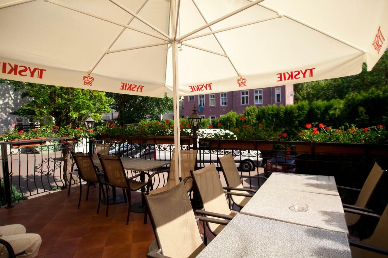 Hotel Atena Slupsk Ngoại thất bức ảnh